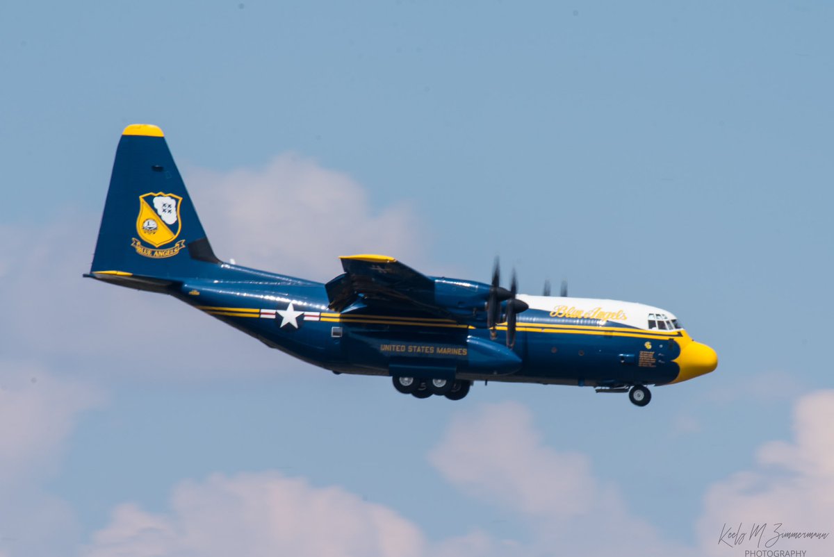 Fat Albert arriving to BIL before the Yellowstone International Airshow in August 😍
*
*
*
*
#blueangels #yellowstoneinternationalairshow #bil #billings #montana #c130c5 #c130J #usnavy #aviationphotography #airpower #nikon #navyblueangel10 #fatalbertairlines #veteranartist