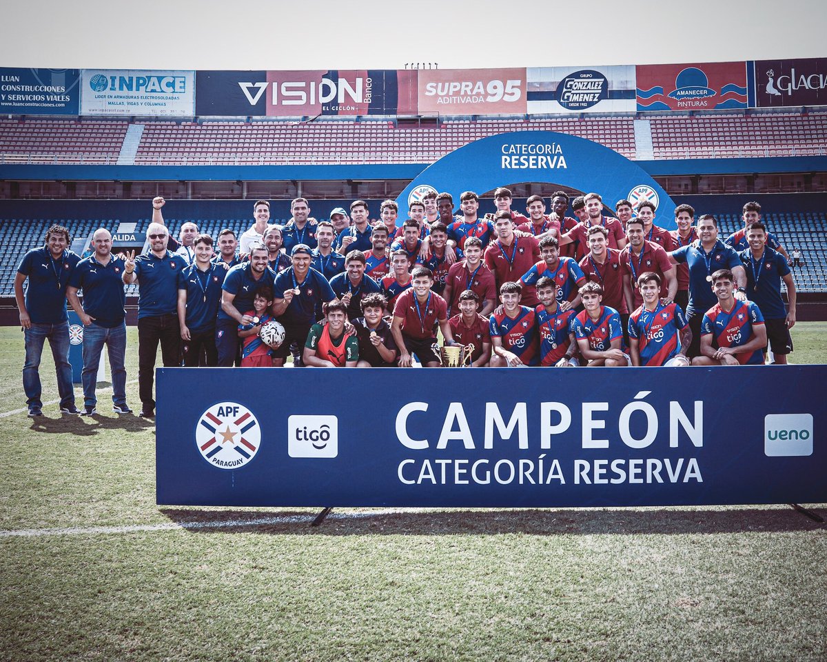Felicidades campeones 🔵🔴🌪🏆