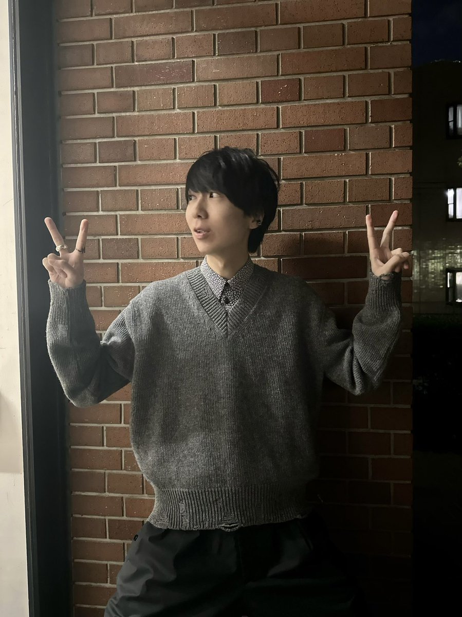 indigolaEnd's tweet photo. 川谷絵音、35歳になりました✌️ https://t.co/vv6NPB147m