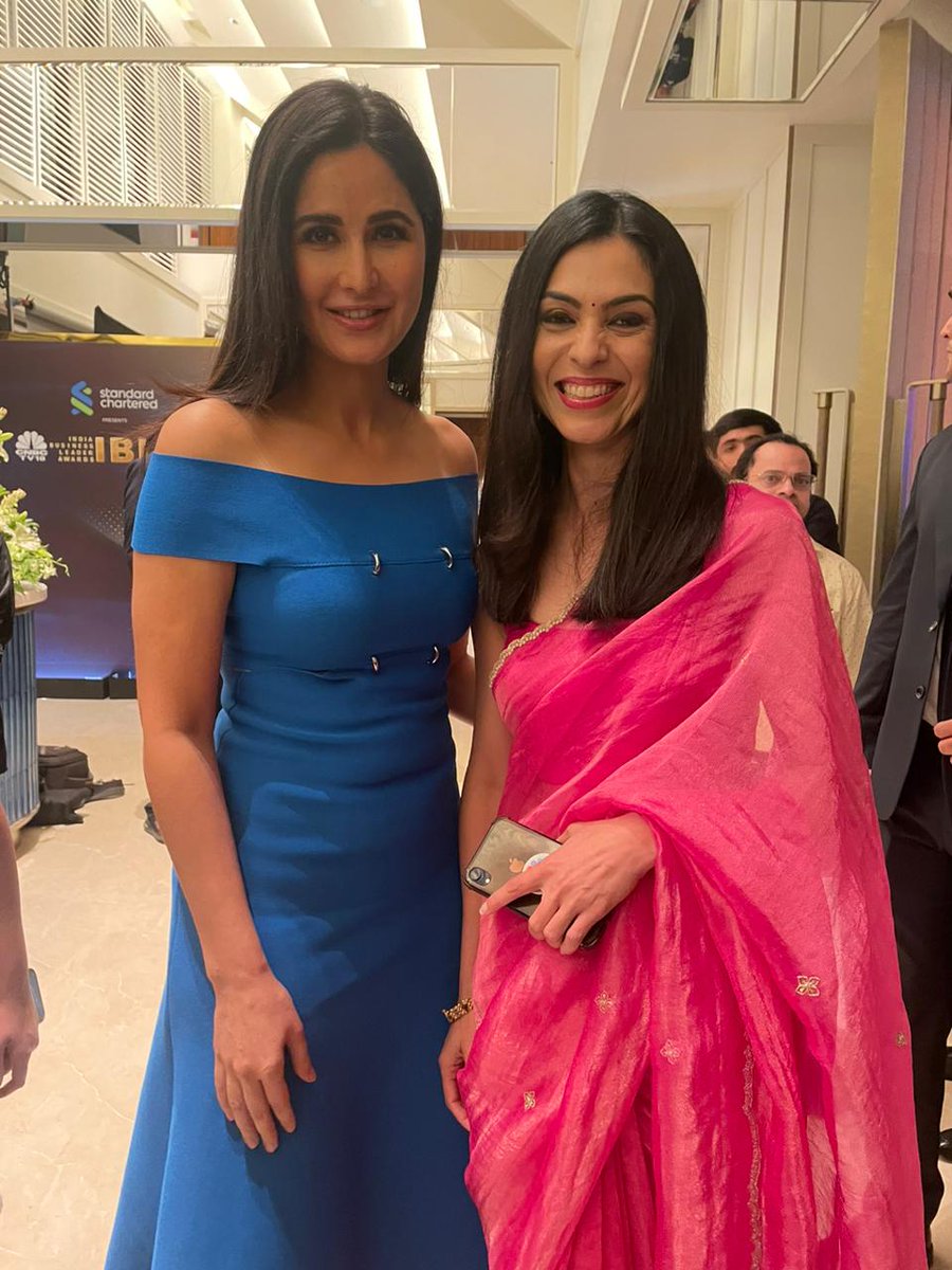 myqueenkay1's tweet image. Katrina with @ShereenBhan  #Katrinakaif #IBLA2023
@CNBCTV18News