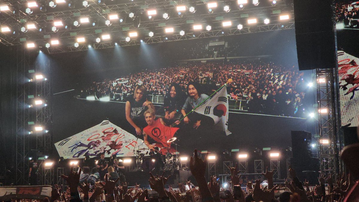 ONE OK ROCK 내한 공연 좋았다~
<a href="/WATB_r6/">왓비/WATB</a> @gakki_r6