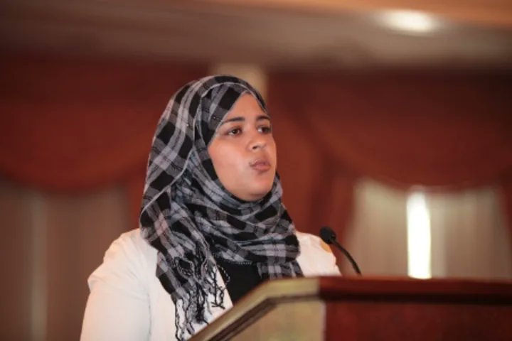 AntonStruve's tweet photo. L’écrivaine et activiste égyptienne @daliaziada :  

« Je ne mentionnerai pas les personnes âgées israéliennes qui ont été kidnappées en pyjama ou les femmes qui ont été violées lors du festival de musique, mais quelqu'un peut-il logiquement justifier pourquoi le Hamas a capturé des enfants en bas âge et les a détenus pendant des semaines comme « prisonniers de guerre » ?  Le Hamas n’a pas seulement blessé ces enfants, mais aussi des milliers d’autres, du côté israélien et palestinien, qui ont dû vivre les horreurs de la guerre qu’ils ont déclenchée.
