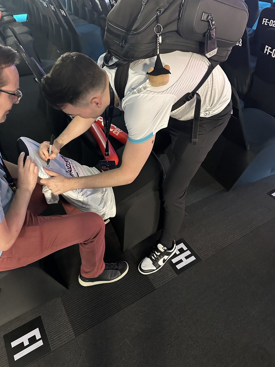 Luminosity's tweet image. At the end of the day, we do it for the fans 🫰

@PUBGEsports // #PGC2023