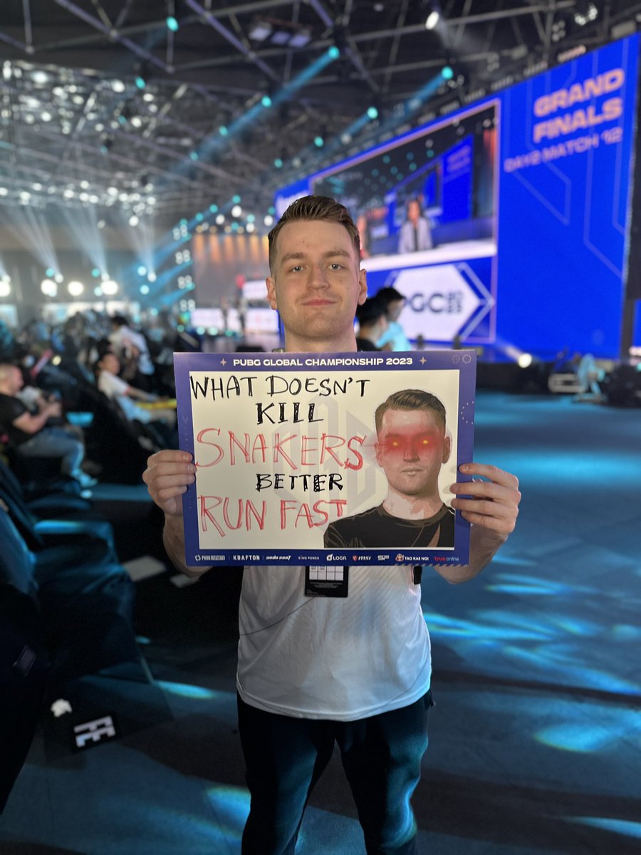 Luminosity's tweet image. At the end of the day, we do it for the fans 🫰

@PUBGEsports // #PGC2023