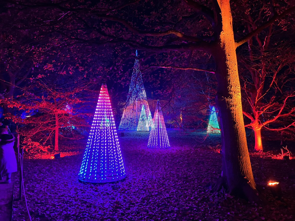 Big coat weather ! <a href="/DunhamMasseyNT/">Dunham Massey National Trust</a>