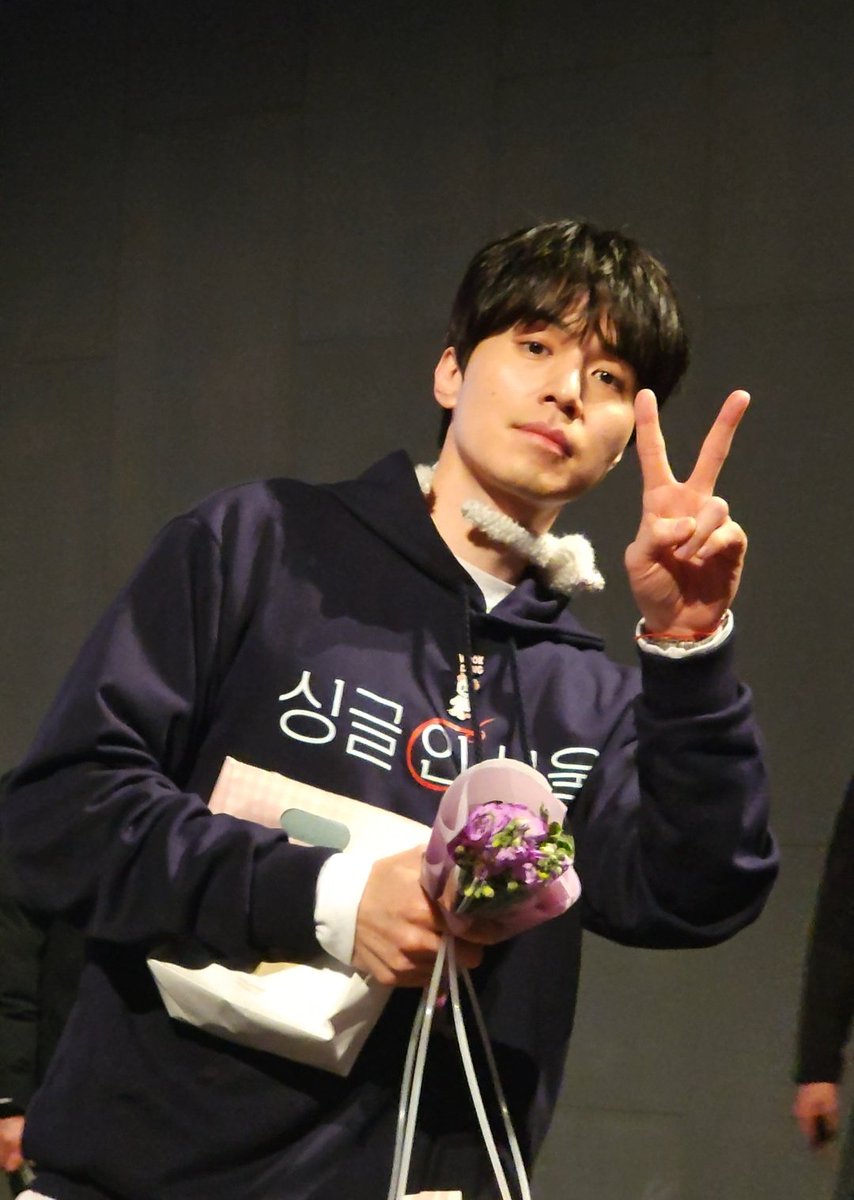 dlfgofkKuKu's tweet photo. 울트라23이 좋은가 싶었는데 좋긴 하더라고요 덕분에 선명한 동생 얼굴 https://t.co/7SAUp1tQdK