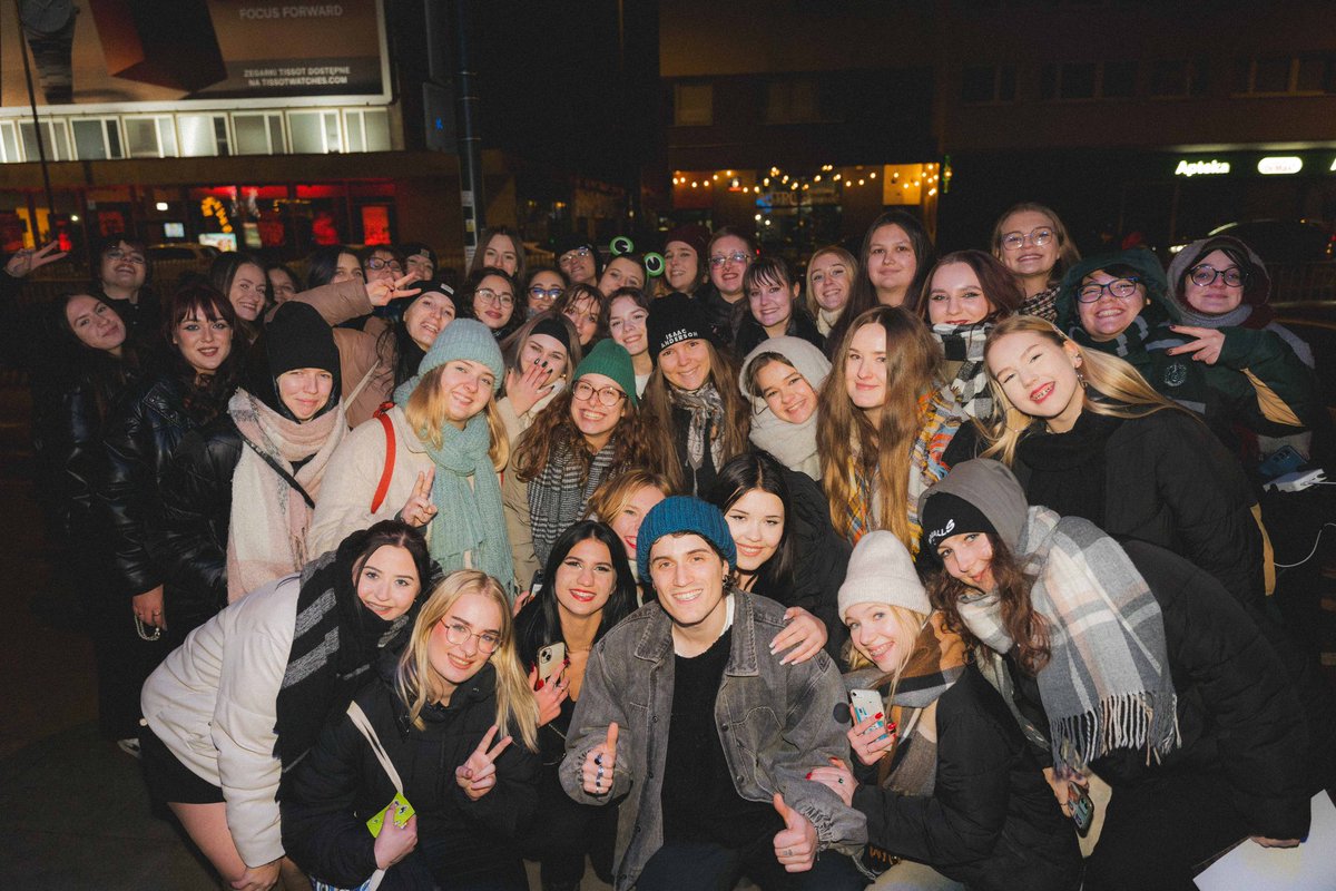 ding ding bonus round! love you all x