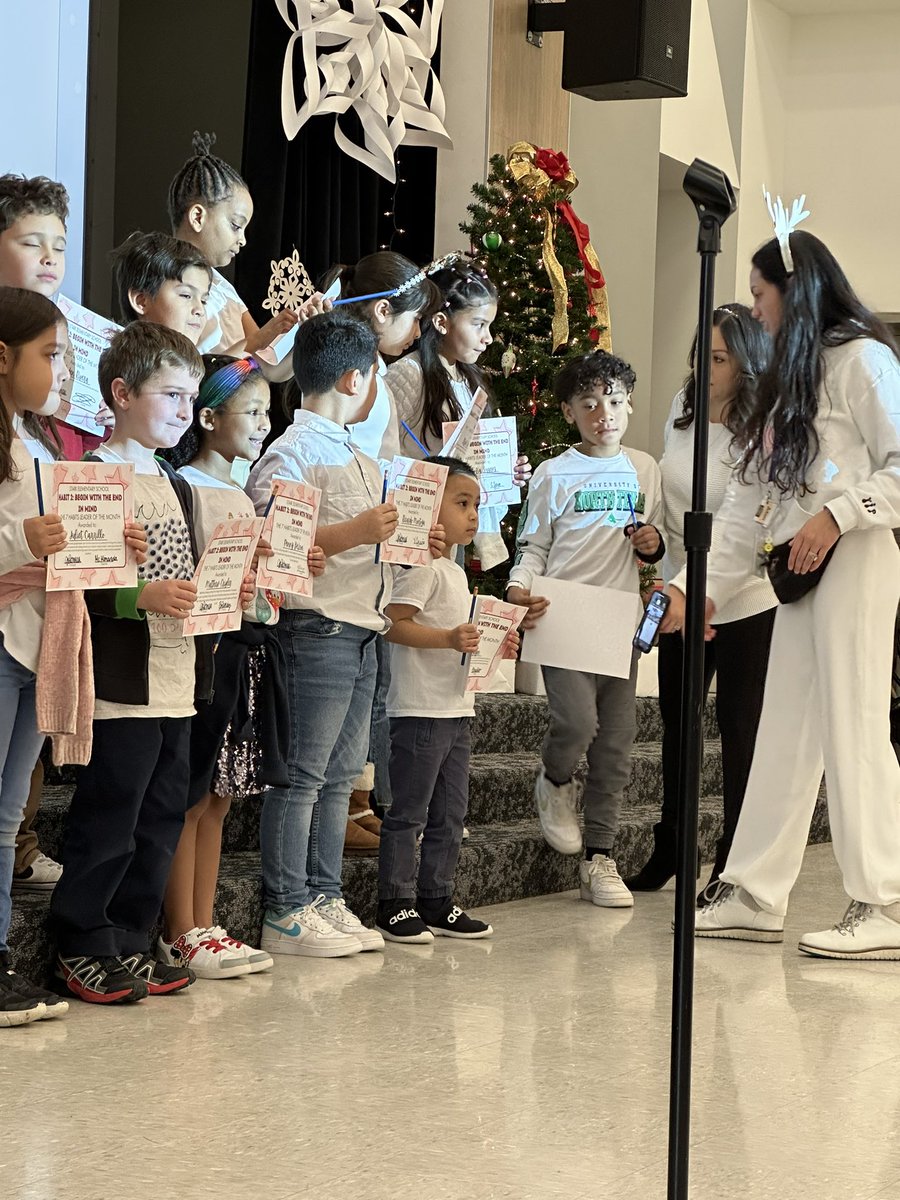 SO proud of our tiny leader of the month! 🤍 <a href="/Sra_Nguyen/">Sonia Nguyen, M.Ed.</a>