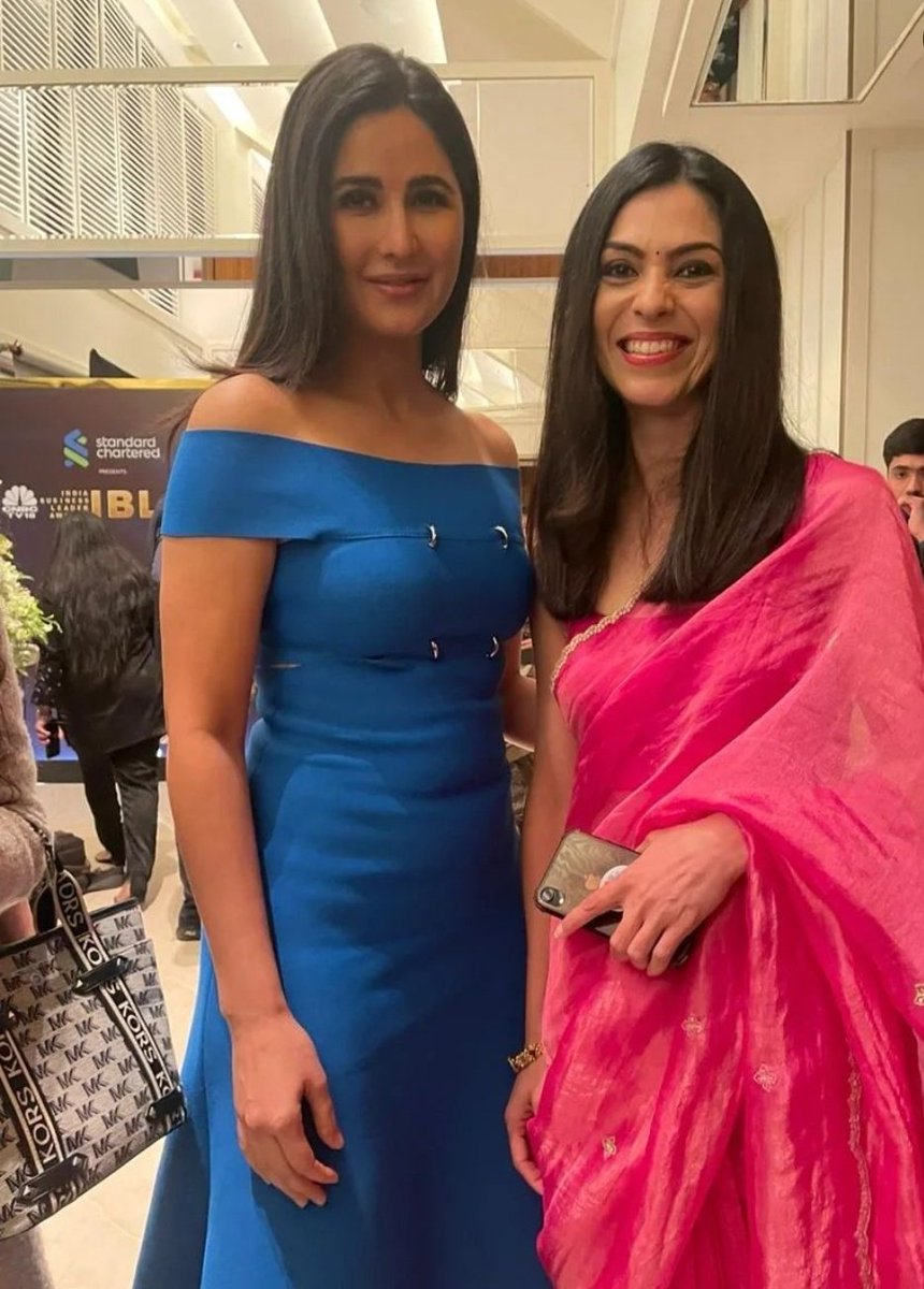 kat16kaif's tweet image. Kay 💙
#KatrinaKaif 
#IBLA2023