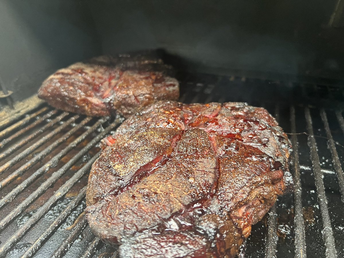 Poor man’s Brisket on the @recteq_official.  #Chuckroast #Gamedayeats #GoDawgs