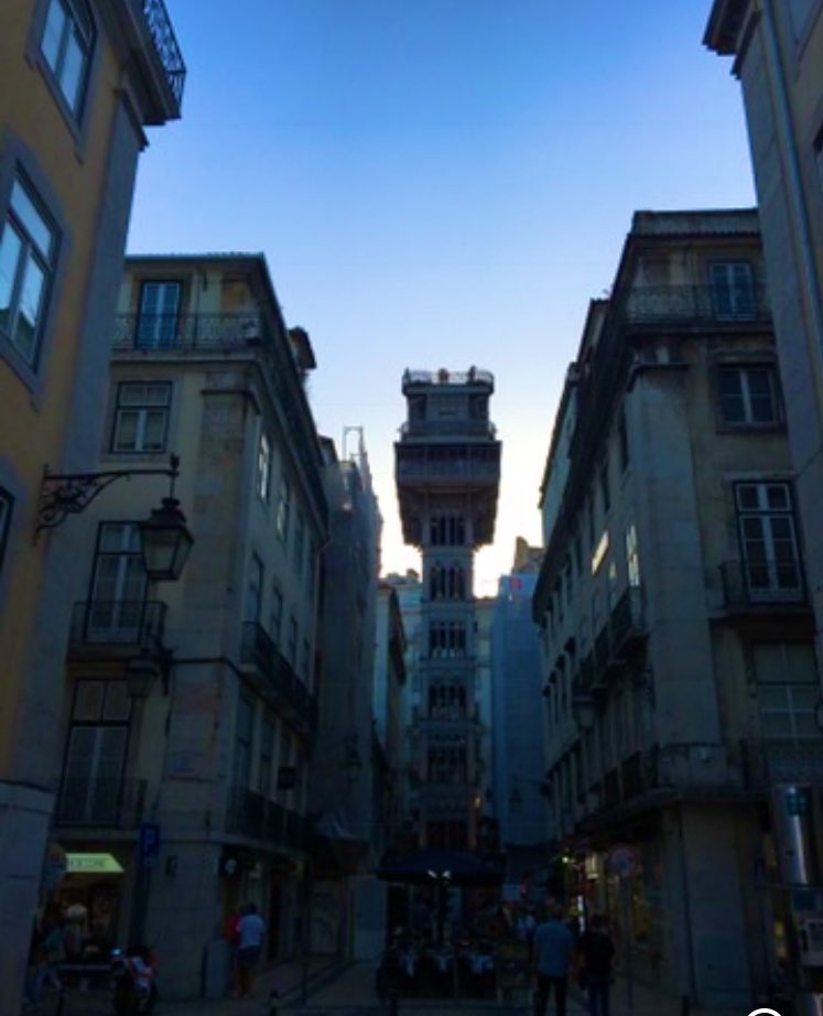 Dear Twitter. I have a late afternoon/early evening  alone in Lisbon to fill. What should I see/do/eat? #Lisbon