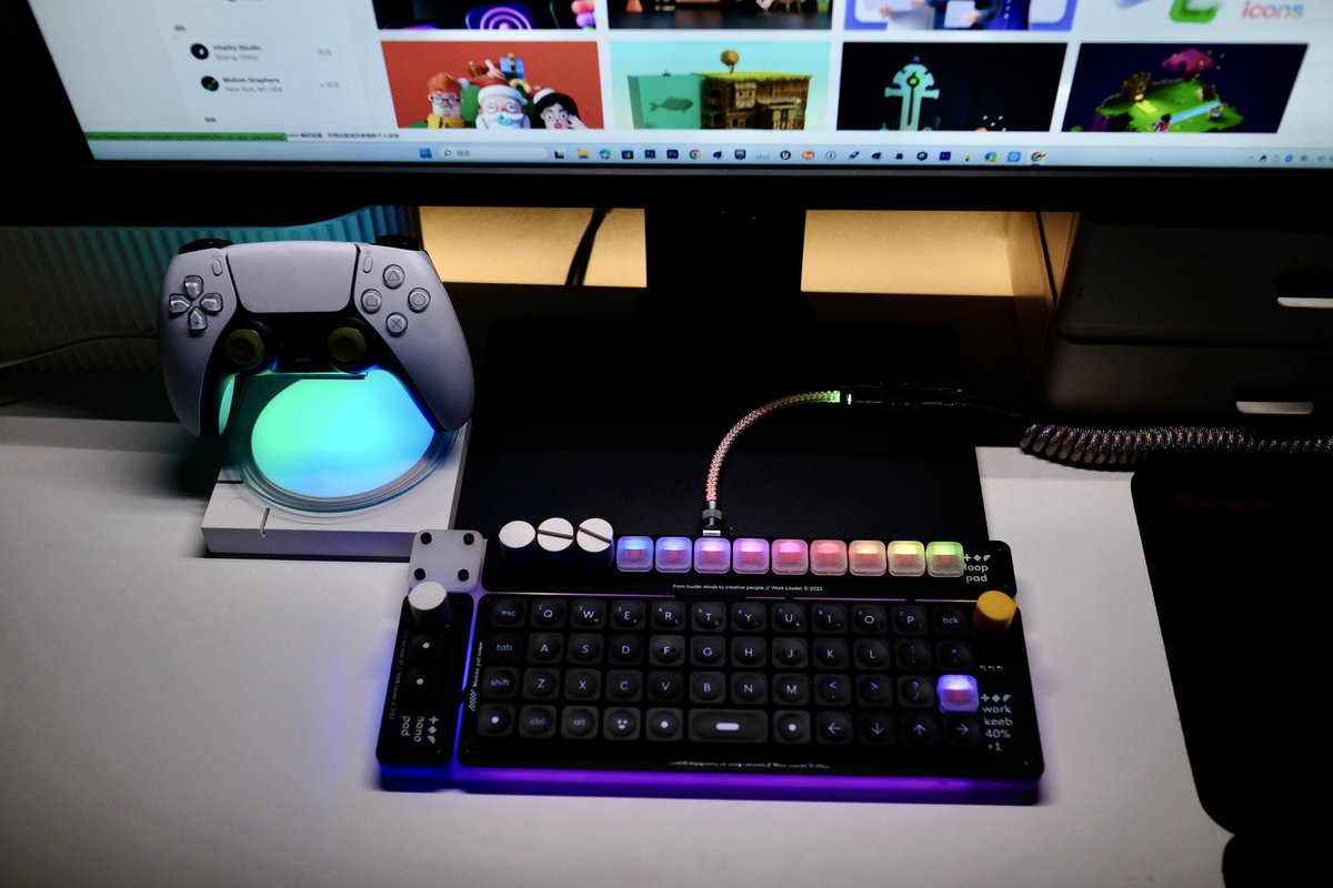 cq_king's tweet photo. Absolutely stunning! My first custom-made keyboard is just gorgeous. 😍 @work_louder #worklouder #keyboard #customization https://t.co/K1QycbS6il