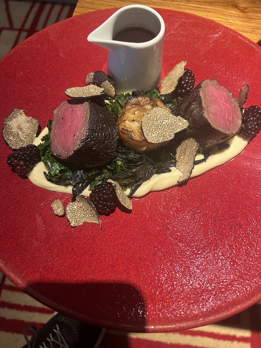 @arsenal And the,roasted wild Venison comes from @Rhug_Estate with celeriac and blackberries. delicious ; and ou beef comes from the best too @AubreyAllen @Arsenal .the executive chef @tommy_fairhall together nearly 15 years 🤗
