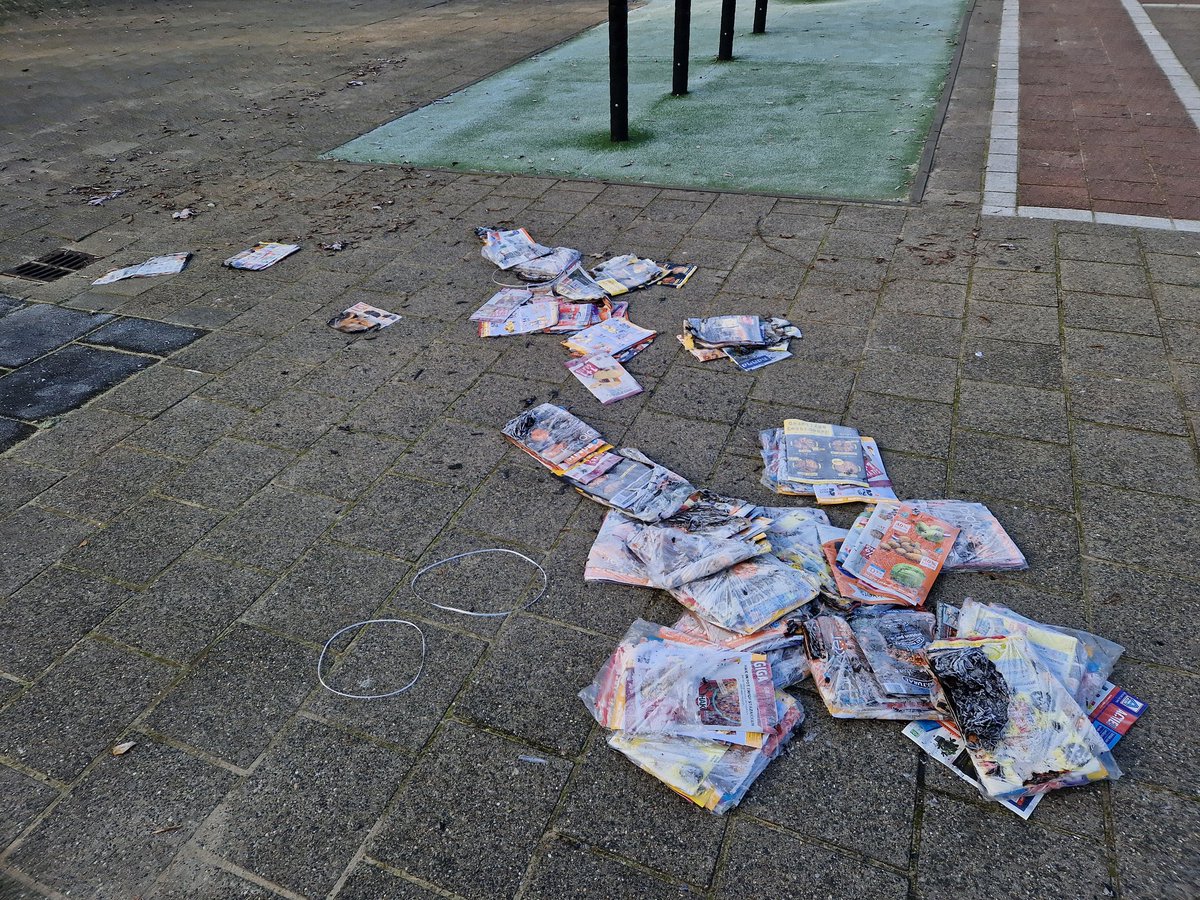 Simon011 tweet media