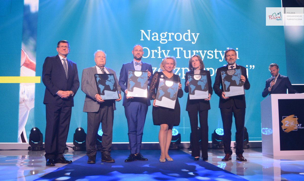 Zwieńczenie wtorkowego Spotkania Liderów Turystyki <a href="/rzeczpospolita/">Rzeczpospolita</a>, którego partnerem był #POT, stanowiło wręczenie Orłów Turystyki podczas jubileuszowej gali 2⃣0⃣. edycji Konkursu na Najlepszy Produkt Turystyczny - Certyfikat POT. 🏆🎖️
Gratulacje dla wszystkich laureatów ‼👏🤝
