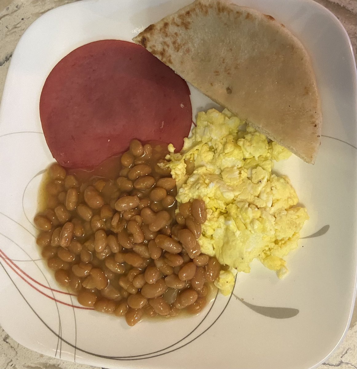 Loves fried bologna & beans. A nice lil breakie 😋 #bologna #naanbread