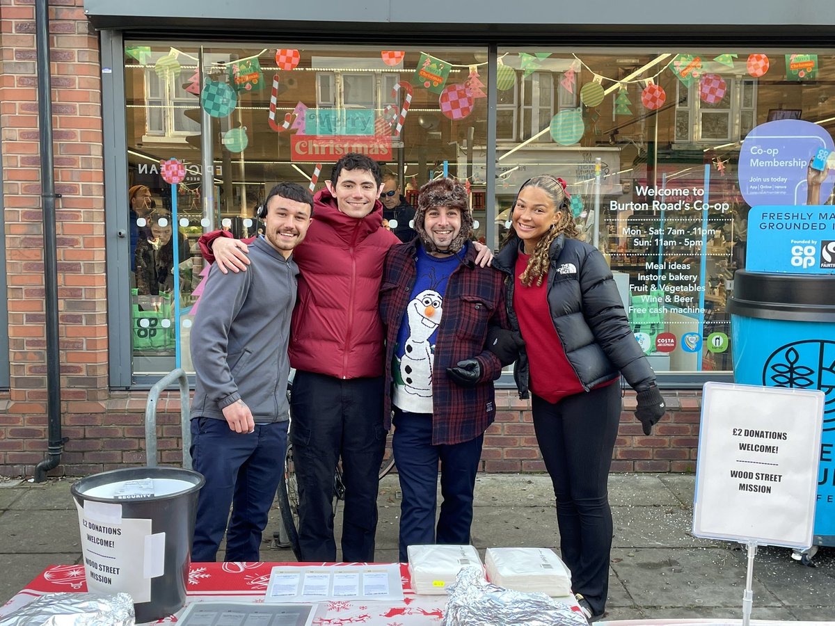 Fab day at west Didsbury Xmas light switch on raises lots for the wood street mission 
<a href="/edhowe16/">Edd Howe</a> <a href="/skhouryhaq/">Shirine Khoury-Haq</a>