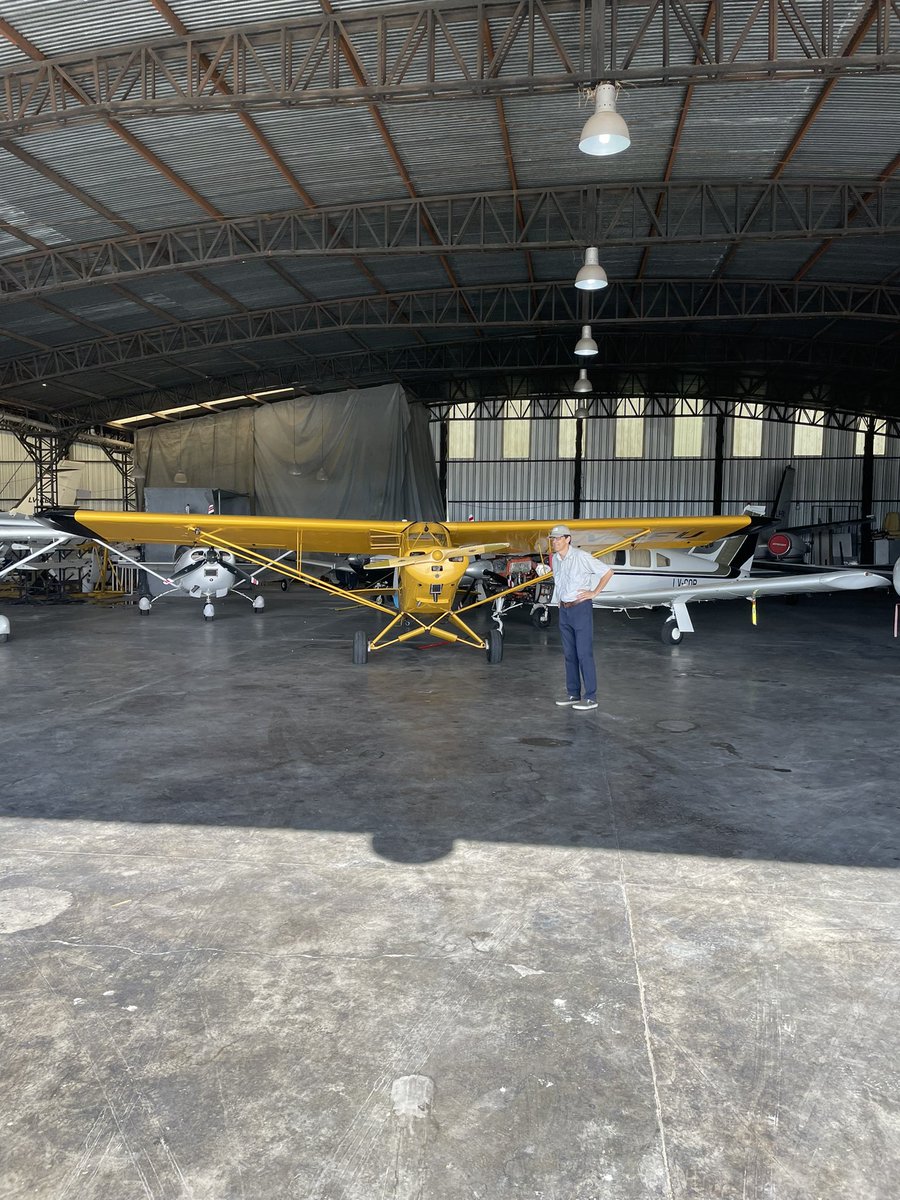cflupianez's tweet photo. Todo listo tempranito para salir….
Y Martín ya está chequeando….
Ahí vamos !!!!!
#elrufu #elrufuvuela #elrufuentodoslados #caraderufu #volaresfacil #pipercub #pipercublife #pipercubj3 #cubpilot https://t.co/erDl6lylWc