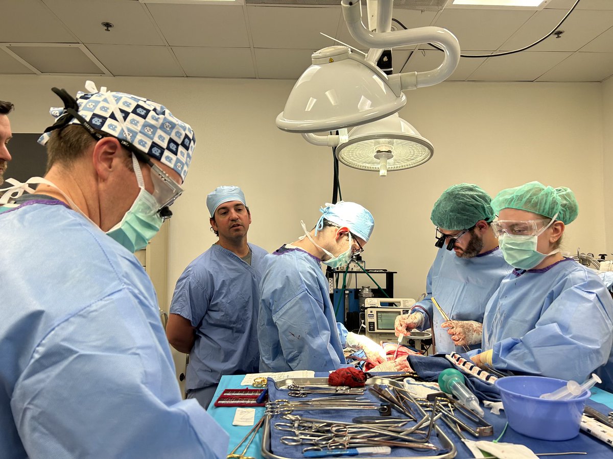 Great partnership between UNC and ECU for the first ever “HAVOC”(Hemostatic and Valvular Operations in Cardiothoracic surgery) training course. Tremendous thanks to Baxter for their support to Cardiothoracic Education and to Edwards for their support for training…