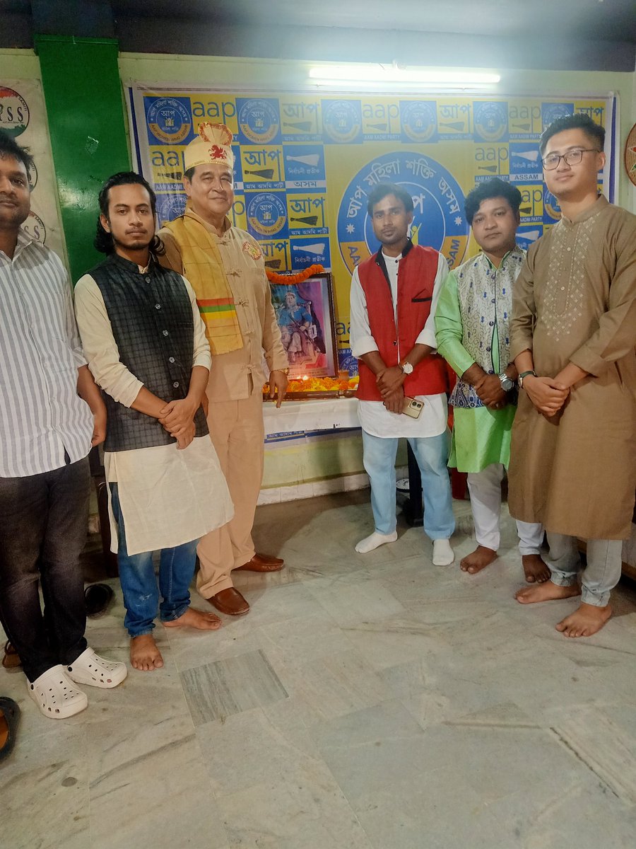 CYSS4Assam's tweet photo. On the Sukapha Diwas, @AAP4Assam conducted Drawing competition among young generations. Team of @cyssnational actively participated and volunteered it. CYSS State Publicity Joint Secretary @dhanabir_sharma paid his respect on the occasion. https://t.co/xJpfTN0jhn
