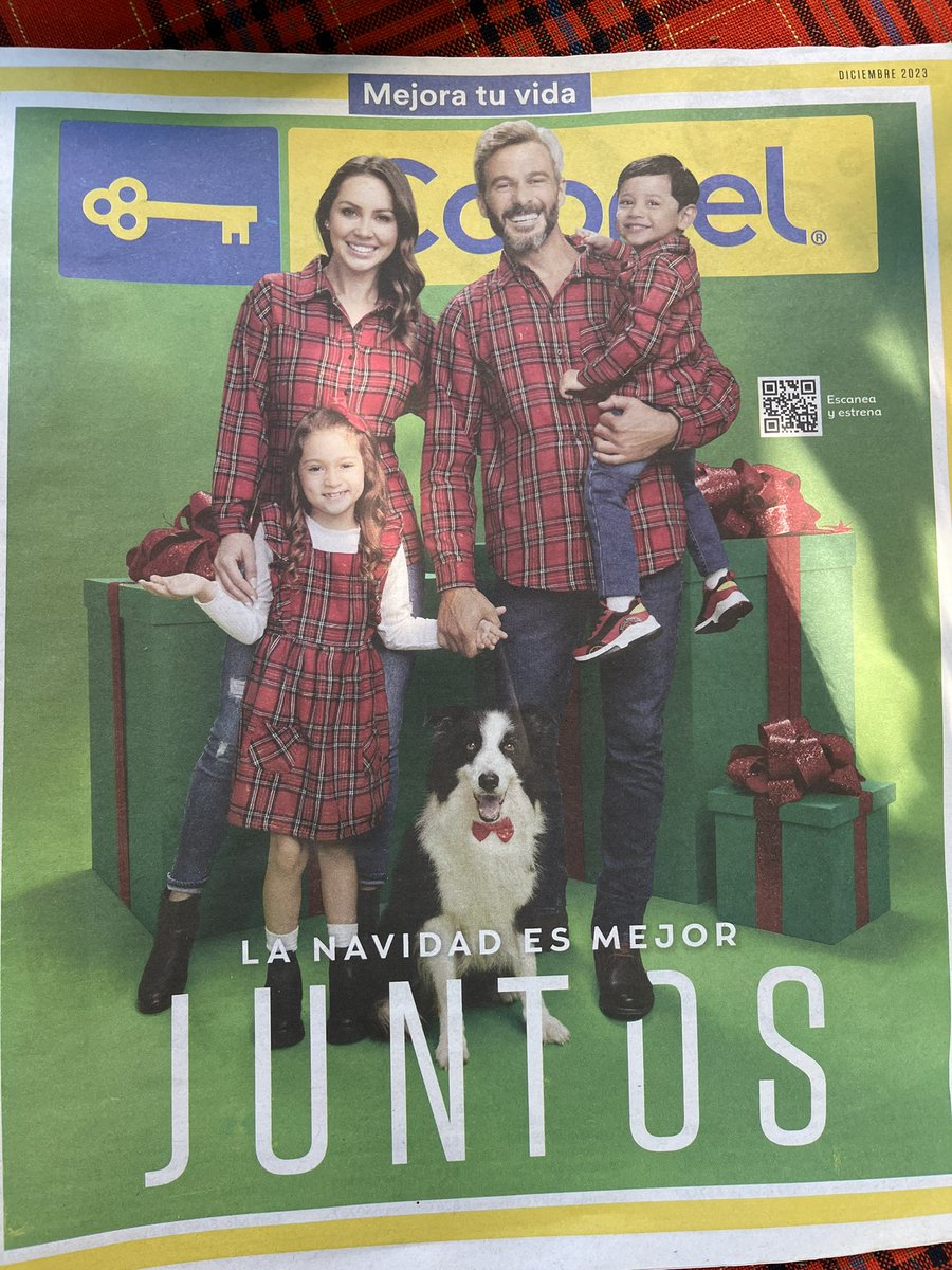 CarlosGalanL's tweet photo. Amigos ¿qué opinan de esta propaganda?
¿Es discriminatoria, es tendenciosa? Si no estás casado y con hijos la #Navidad no es mejor. 
#Coppel @Coppel #inclusión https://t.co/ErvhGtJHth