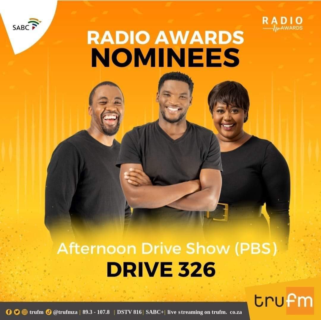 TheOnlySEYDA_'s tweet photo. Pray for us man 🥲😫😩🙏🏾
For #Drive326 on @trufm to win BEST AFTERNOON DRIVE SHOW (PBS) at the South African Radio Awards tonight 🕯🕯🕯🕯🙏🏾🙏🏾🙏🏾🙏🏾 https://t.co/NkdHmiLl9e