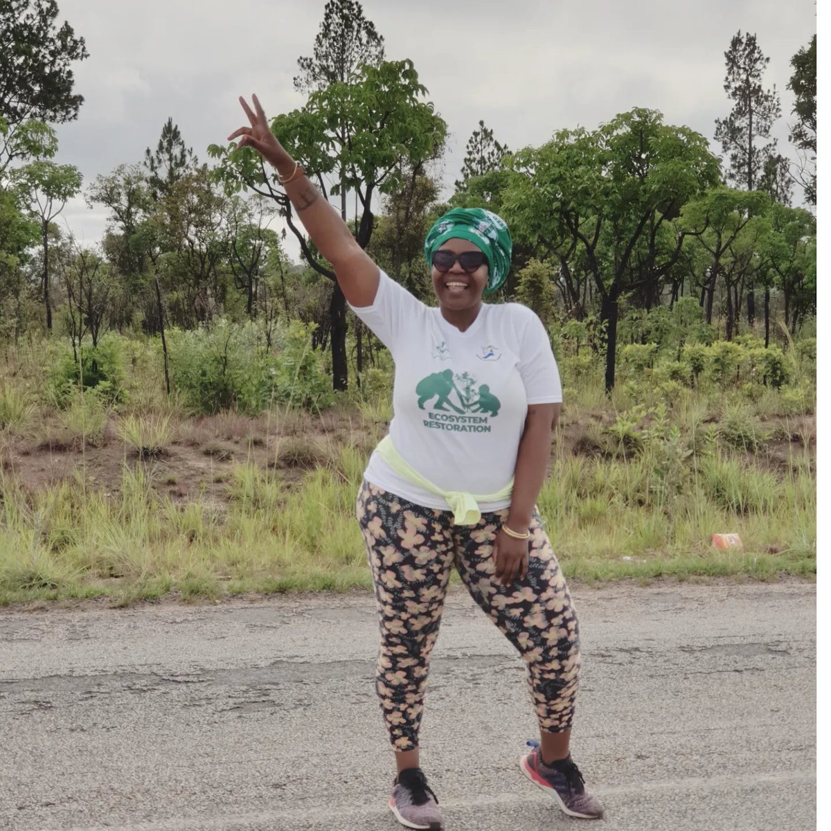 patphiri's tweet photo. Frame 1: Somewhere in the middle.
Frame 2: Finish line.
Frame 3: #Filabusi beybey in Guruve.
3 days.
152KMs.
Harare to Guruve.
Walking for a cause.
#EcosystemRestoration
#DoneDidDusted
#SeedCoZW #FOTEWalkathon
#MashonalandCentral #Zimbabwe 🇿🇼 https://t.co/nHBrcf0GqB