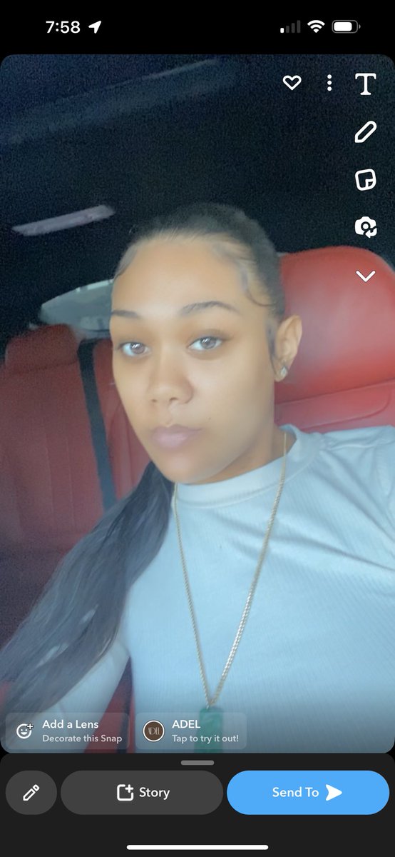 Caaliflower's tweet image. Lmfao I never smile 😂😂😂