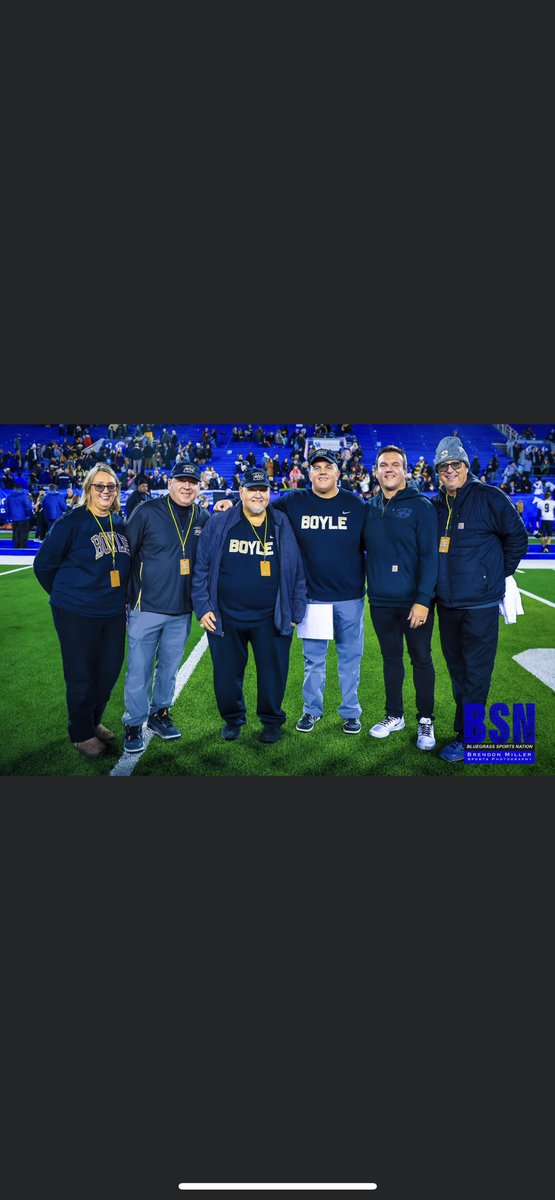 Here’s Coach Haddix’s crew after Rebels win (minus Angie, Mitch &amp; grandparents, Ann &amp; Ed Raleigh) who didn’t make it to field in time for pic).Congrats on State Championship win &amp; 4 peat!
Photo credits to BSN/Brendon Miller ⁦⁦<a href="/CoachHaddix11/">Justin Haddix</a>⁩ and ⁦<a href="/BCRebelFootball/">Boyle County Rebels Football</a>⁩