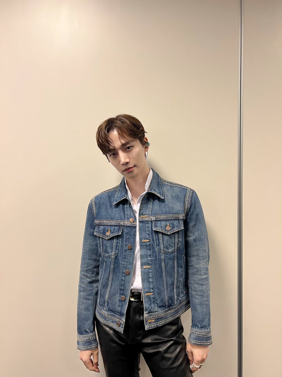 follow_leejunho's tweet photo. <JUNHO THE MOMENT 2023> in Hong Kong
홍콩 팬들과 잊을 수 없는 모먼트 💛

#이준호 #LEEJUNHO
#준호 #JUNHO #JUNHO_THE_MOMENT_2023 https://t.co/NI1ZydjlzE