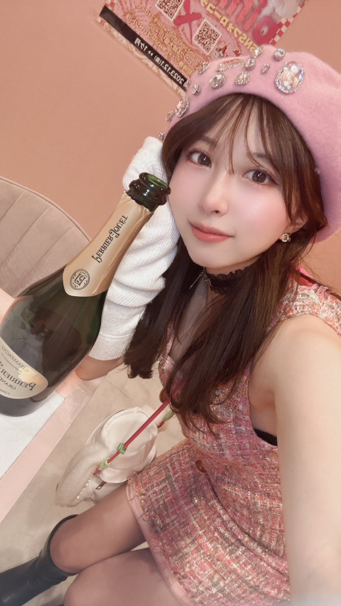 erimaron316's tweet photo. 今週も@pink_cafe520 に
来てくれてありがとう🥹♡
12月よいすたーとで嬉しい☺️
そしてそして
11月もたくさん🫧🍾
ありがとうございます🦄🍭
12月もよろしくお願いしまふ。
#コンセプトカフェ #コンセプトバー
#住吉 #栄 #名古屋 #pinkcafe https://t.co/tpz0psbVAn