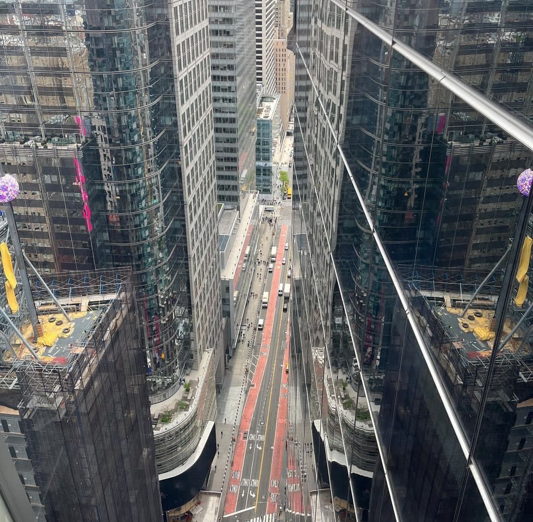 OXchange53139's tweet photo. #DavidWillis A New York view taken a couple of weeks ago .... #nyviews I love NY ... see you again Soon https://t.co/odiAFTCqB9