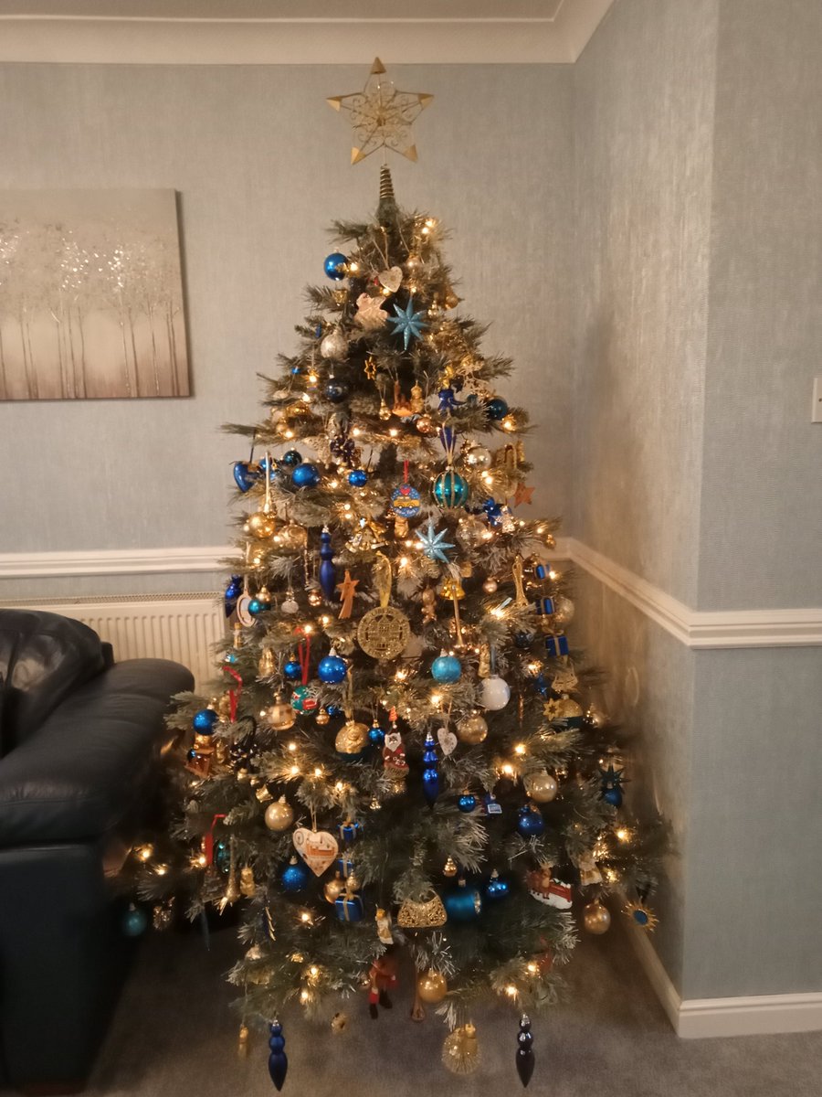 Julie Wilson tweet media