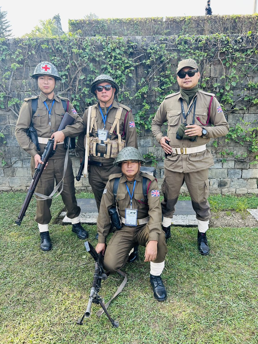 LhouviPunyu1's tweet photo. Glad to have participated at the World War II Peace Rally 2023 with my Team (British Squad).
Bagged the best Uniform Squad.
#worldwarIIpeacerally2023
#HornbillFestival2023
#NAMSA https://t.co/AX1RWohfJW