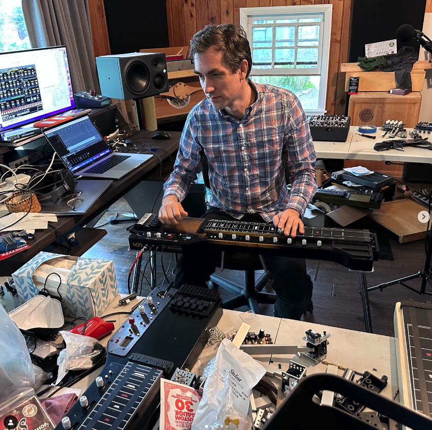 The Steel Guitar Podcast from <a href="/fbjournal/">Fretboard Journal</a> just released an interview with me that I'm really proud of. If you're curious about the Electrosteel or my work as a composer/instrument designer, listen to it! Thanks to Matt Perpick for a rollicking interview.
sites.libsyn.com/482460/jeff-sn…