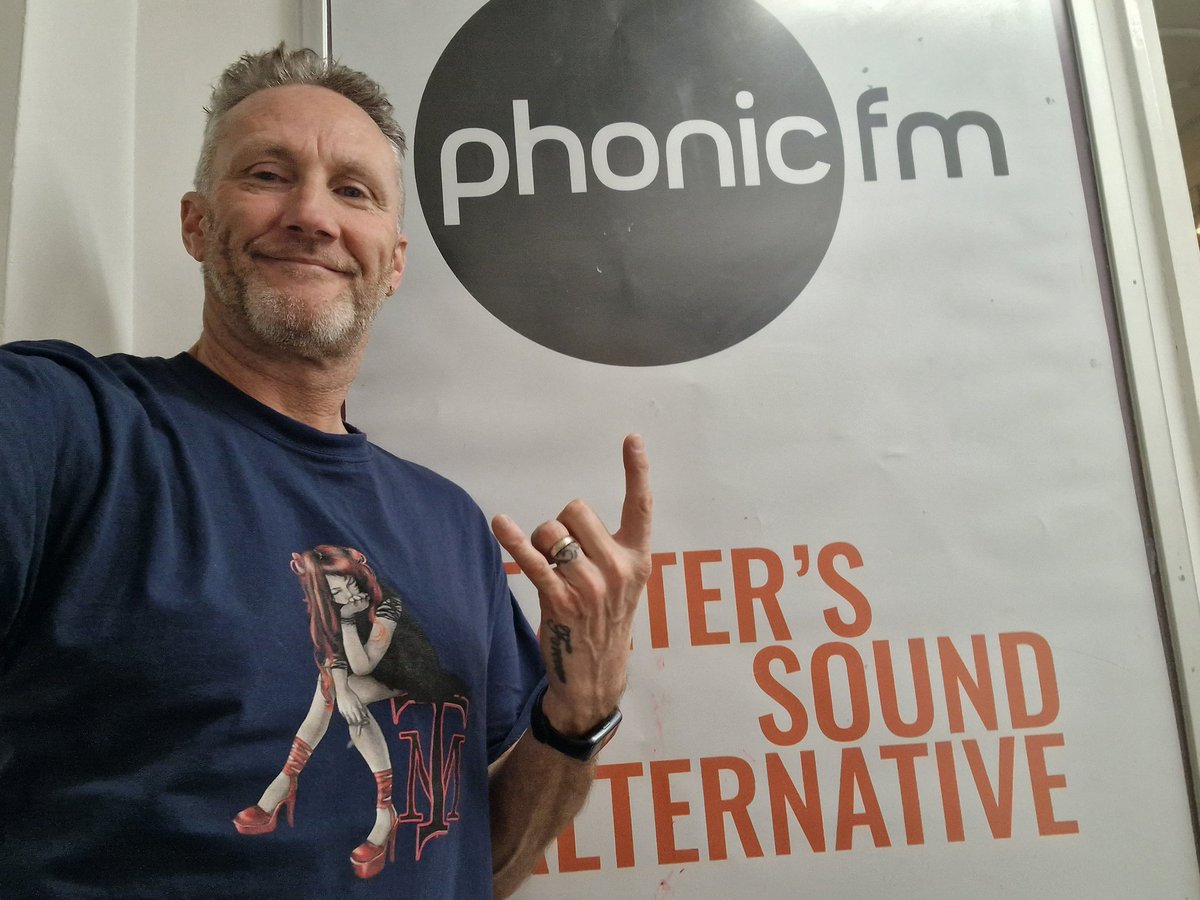 On air now until 6pm phonic.fm @phonicfm with tons of new music from #unsignedbands #emergingbands around the world #riptimmcmillion 🙏❤️🙏