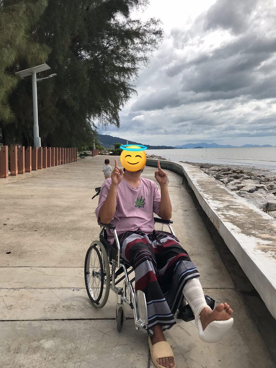 matlep97's tweet photo. Asalamualaikum semua warga twitter yang ternampak post ni. Saya nak minta tolong RT dalam mencari dana untuk sahabat saya yang memerlukan sedikit sumbangan untuk dia menjalani pembedahan yang menelan kos ribuan ringgit. Inshaa Allah semoga sumbangan kita dpt mmbantu. https://t.co/SL9BDdaQpZ