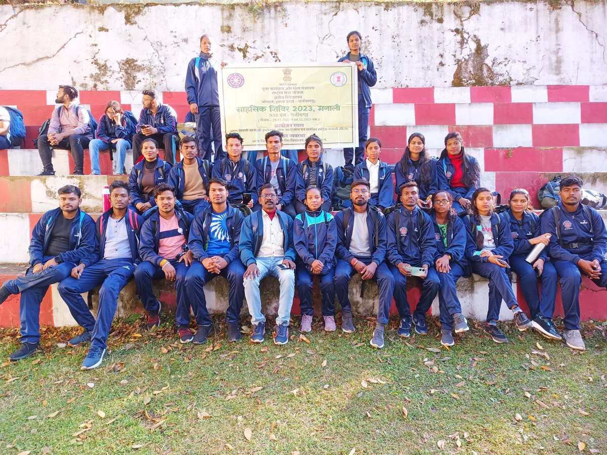 Anjaliii2470's tweet photo. Day-5 Adventure Camp, Manali Himachal Pradesh.
#Adventure_Camp
@_NSSIndia @YASMinistry @ianuragthakur @NisithPramanik @PMOIndia @ashokshrotinss
@manojsinha812 https://t.co/2Qs0SaXxzx