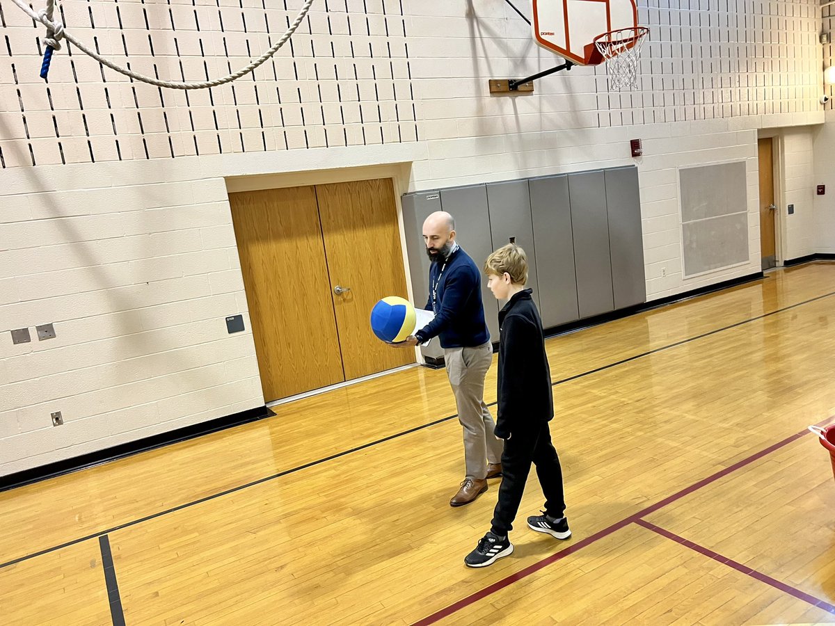 Ebony-Nicole Kelly, Principal-Lakewood ES tweet media