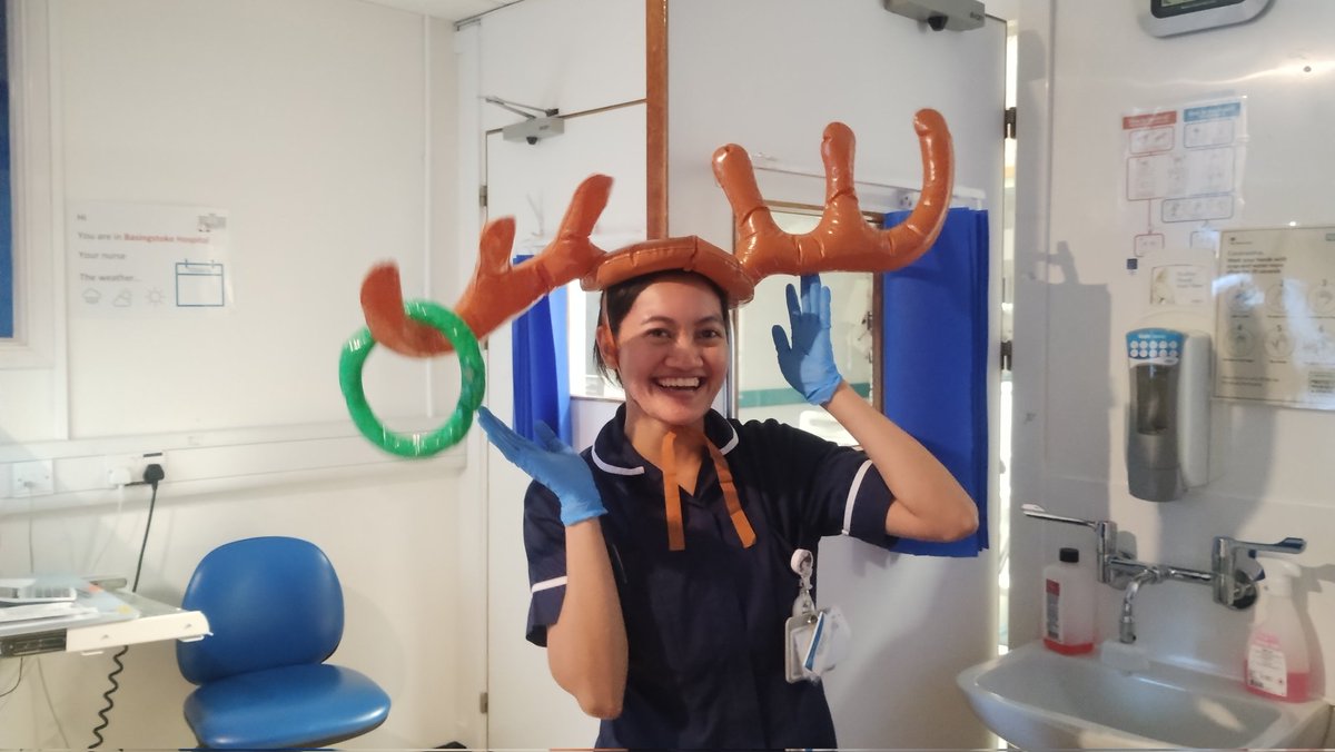 The awesome nurses <a href="/HHFTnhs/">Hampshire Hospitals</a> critical care getting into the Christmas rehab spirit with some reindeer hoopla for a patient #rehablegend