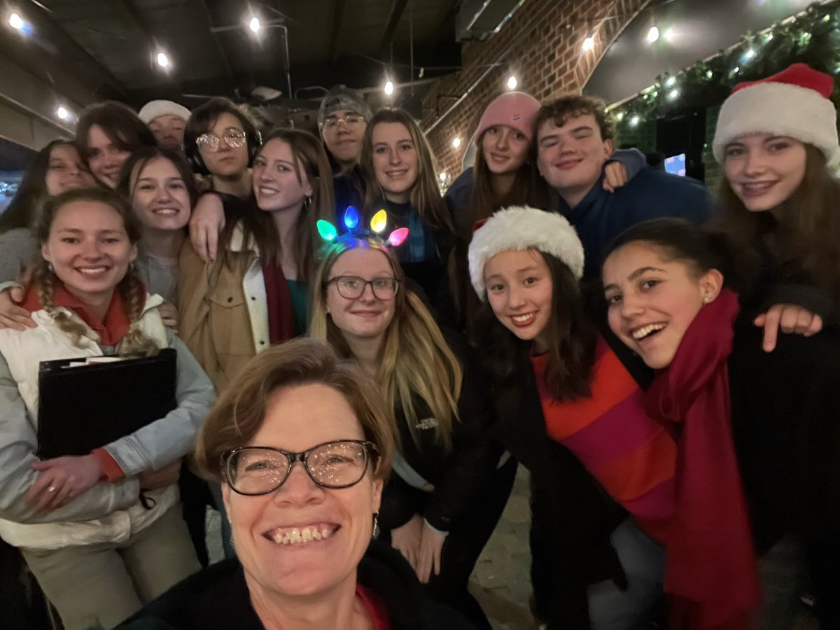 Jamie Sample (@samplesingit) on Twitter photo Looking for holiday joy? Come by the Craft Fair <a href="/FallsChurchGov/">City of Falls Church</a> Community Center. Chamber singers are caroling at 1 today and 2 tomorrow. Looking for holiday joy? Come by the Craft Fair <a href="/FallsChurchGov/">City of Falls Church</a> Community Center. Chamber singers are caroling at 1 today and 2 tomorrow.