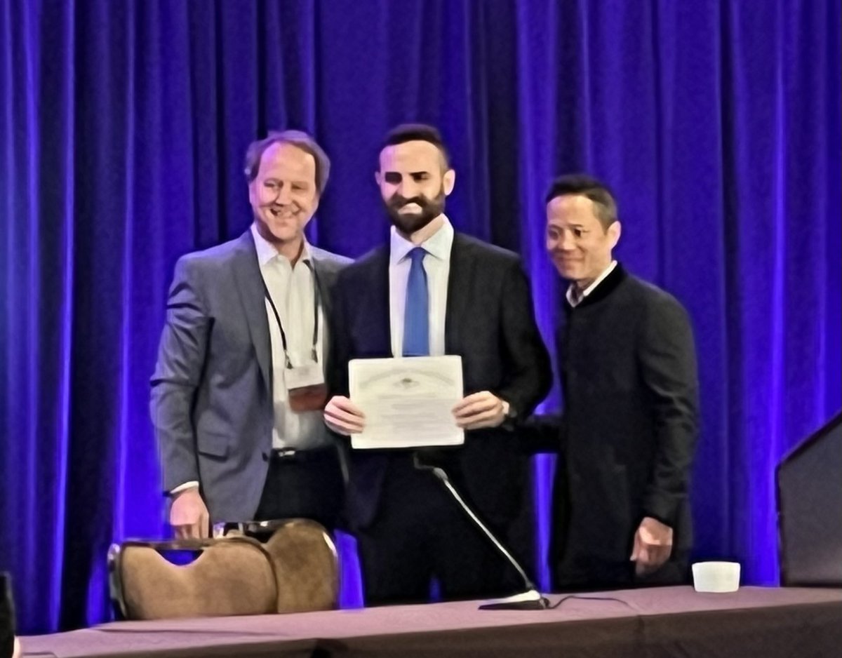 AhilanSiva's tweet photo. Congrats to rockstar  @TJUHNeurosurg PGY5 resident @LeiboldAdam for winning a prestigious research grant from the @CSRS_org ! 

@TJUHospital @spinesection @AshSharan @PascalJabbourMD @rhr1083 https://t.co/8OWdA3YOVX