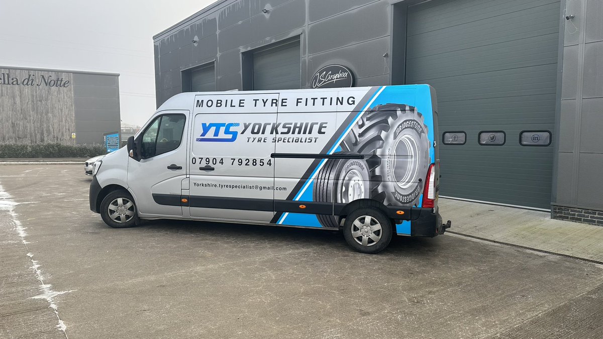 JSGraphixx's tweet image. Part wrap completed for @yorkshire_tyre_specialist &amp;amp; the results are fantastic 👌 Designed &amp;amp; installed in-house 💪💯✅🇬🇧