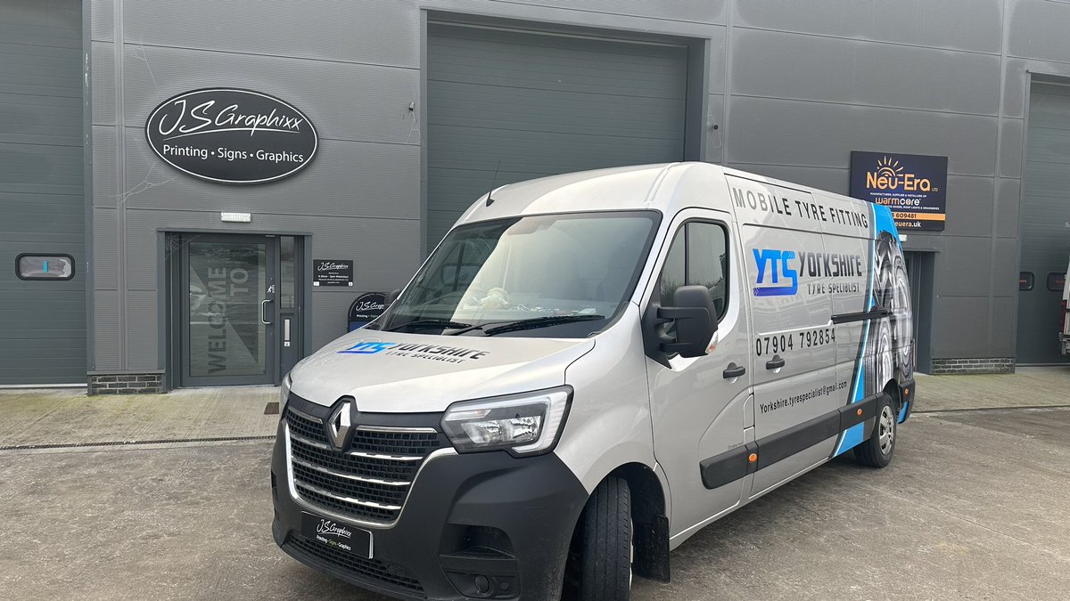 JSGraphixx's tweet image. Part wrap completed for @yorkshire_tyre_specialist &amp;amp; the results are fantastic 👌 Designed &amp;amp; installed in-house 💪💯✅🇬🇧