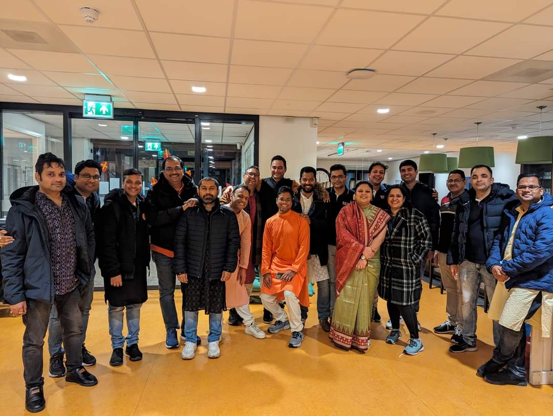 oscan_odia's tweet image. Celebrated  Kartika Purnima on 25th Nov, honouring Odisha&apos;s rich maritime history. A heartfelt thank you to Mr. Devender Arya, Counsellor Emabssy of India, for gracing the event. Special thanks to our volunteers, sponsors, and supporters. #Odisha #KartikaPurnima #OSCAN&quot;