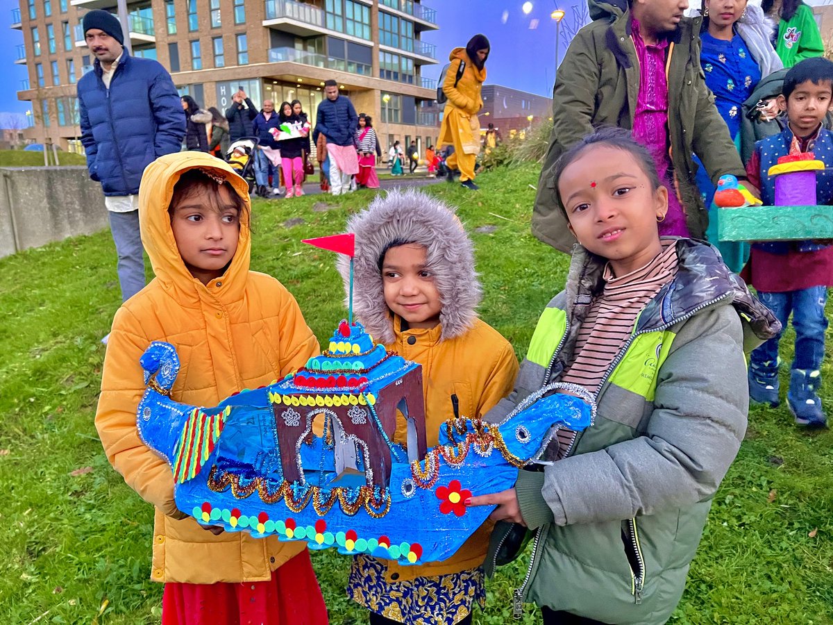 oscan_odia's tweet image. Celebrated  Kartika Purnima on 25th Nov, honouring Odisha&apos;s rich maritime history. A heartfelt thank you to Mr. Devender Arya, Counsellor Emabssy of India, for gracing the event. Special thanks to our volunteers, sponsors, and supporters. #Odisha #KartikaPurnima #OSCAN&quot;