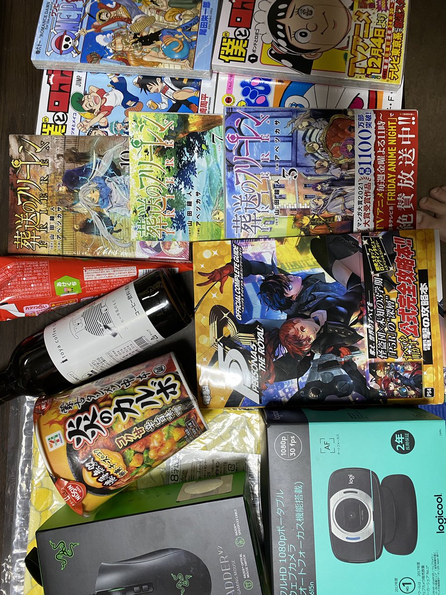 jtmpmt31's tweet photo. 誕生日、迎えました。
シコリンとかつやから統一性のないプレゼントをもらいました。
お前ら…サンキューな… https://t.co/ZyEGKZ5Bf6