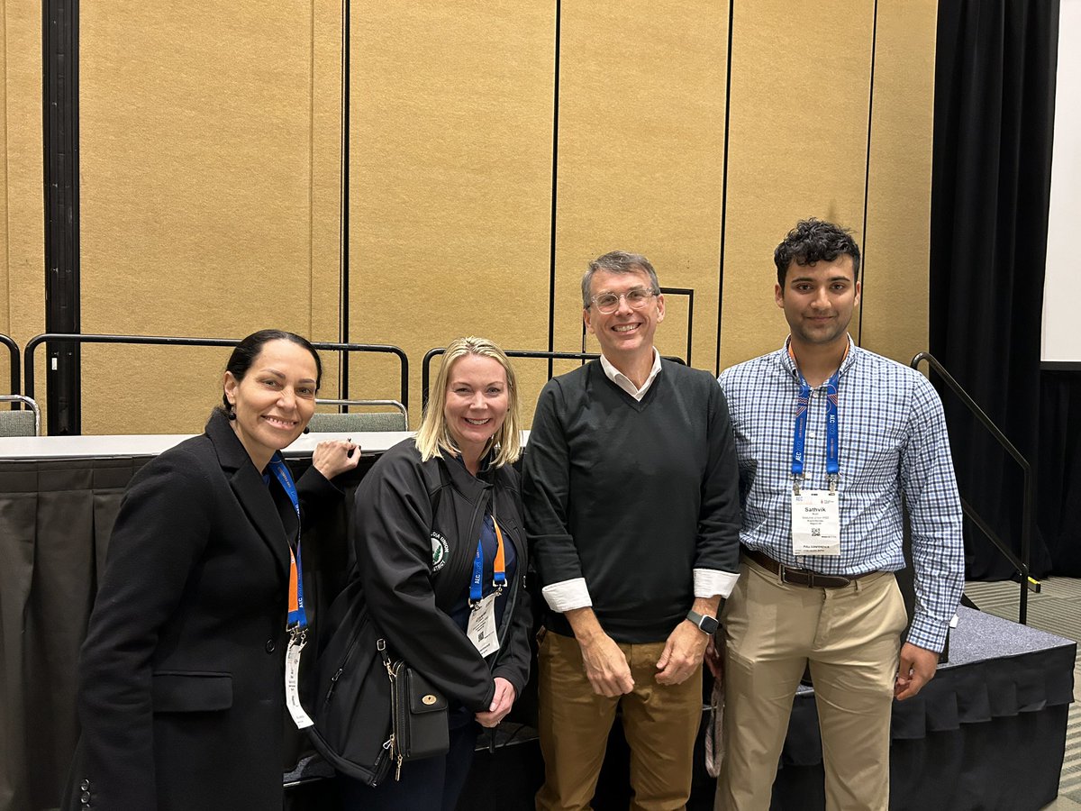 The table talks at @CSBA_Now #AEC2023 are always informative, but it is even cooler when you can hear your own Professor from college share about his research on chronic absenteeism and ideas to address it post-pandemic! @StanfordSequoia @StanfordEd @SeqUHSD