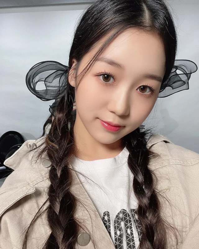 estos peinados son dignos de una invitación a formar parte de las #𝑨n𝕥i𝑓rägi𝕝e脆い𝚜i𝐫ë𝕟s porque al igual que ellas no nos dejamos derrumbar fácilmente y con nuestros encantos reinaremos el #𝑨n𝕥i𝑓rägi𝕝e𖠇᭄ʼ𝕔𝐥üb 

🌷 𓈒 𝚑aruk𝑖ʼs   ̷ 𝚌ra𝑓t  ུ