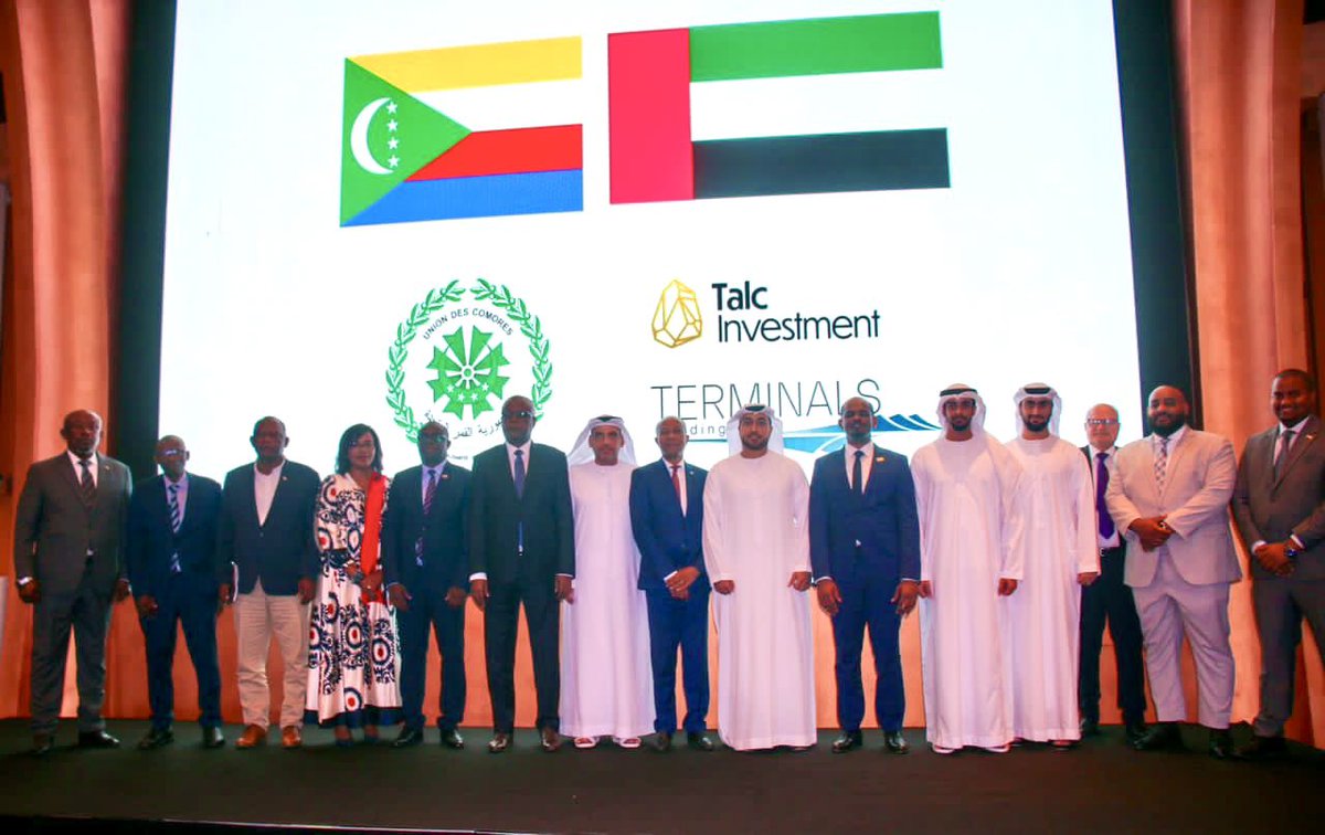 SGGPrime's tweet photo. En marge de la #COP28, je suis ravis d'annoncer la signature d’importants #partenariats clés à #Dubai. Le renforcement du secteur de l'hôtellerie avec la reprise du Golden Tulip et l’extension de l'aéroport international Prince Said Ibrahim, démontrent notre engagement envers le #progrès. 
Saluons l'effort collectif des personnes qui pendant 3 ans, ont travaillé sans relâche et ont rendu ces accords possibles. Très bientôt une autre grande nouvelle pour les Comores ! Emirates Airlines arrive dans notre bel archipel. 
 #EmiratesAirlines ✈️🌍#DéveloppementÉconomique